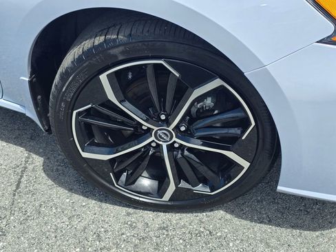 Used 2025 Nissan Altima 2.5 SR AWD/4WD image 27