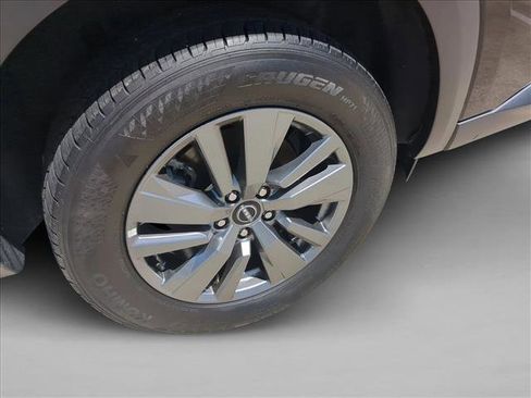 Used 2025 Nissan Pathfinder SV AWD/4WD image 21