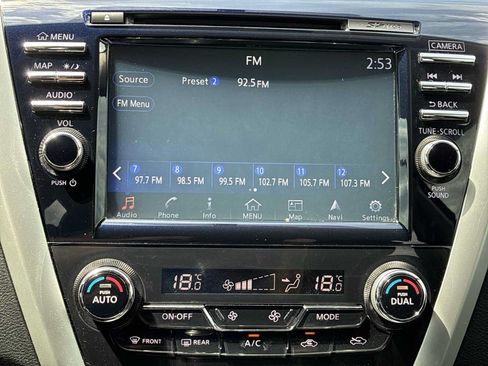 Used 2018 Nissan Murano SL AWD/4WD image 12