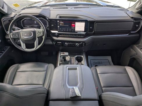 Used 2022 GMC Sierra 1500 SLT w/ SLT Premium Plus Package image 17