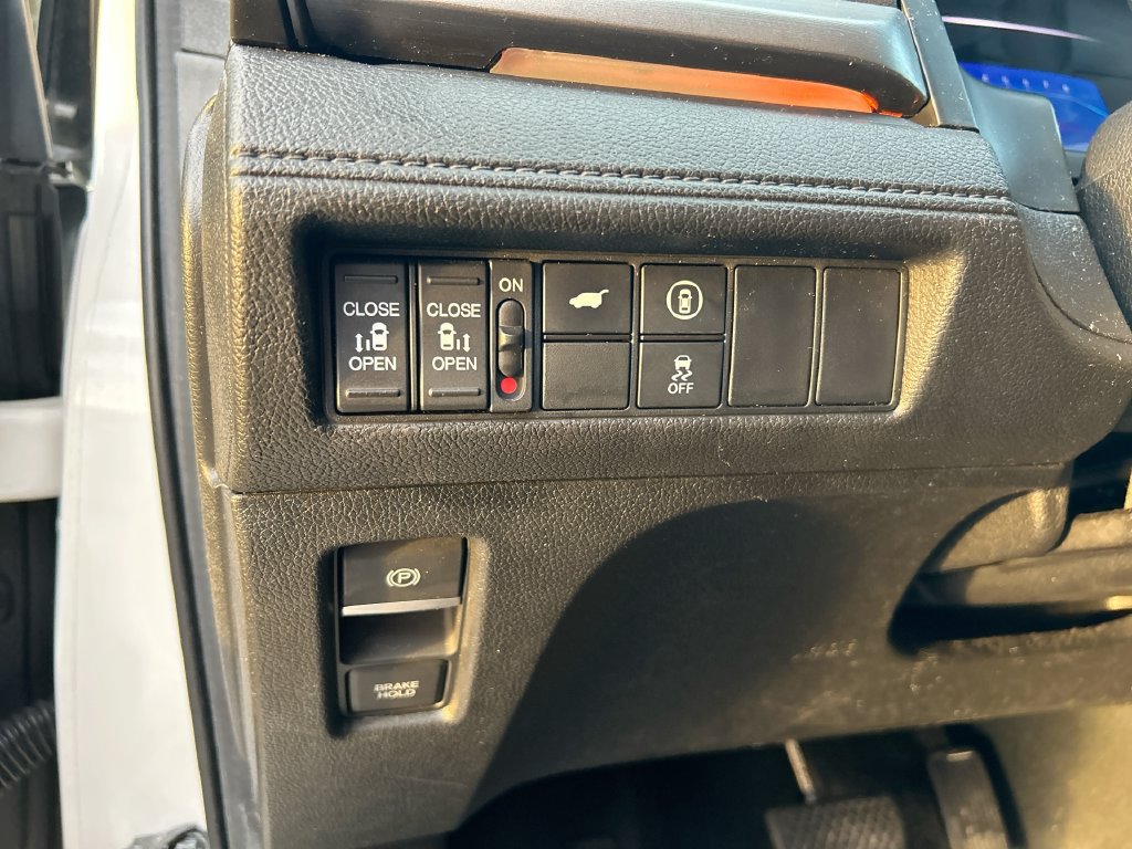 Used 2024 Honda Odyssey Sport image 15