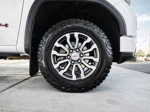 Used 2023 GMC Sierra 1500 AT4 w/ AT4 Premium Package image 14