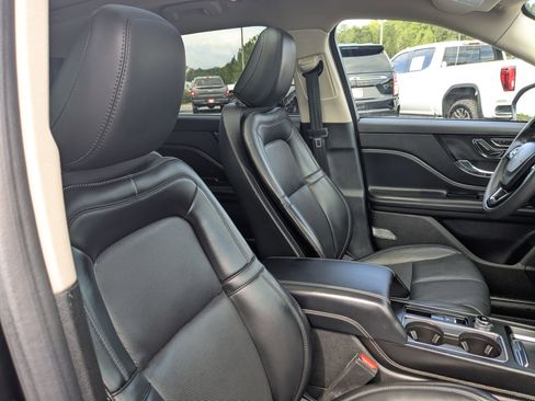 Used 2024 Lincoln Corsair Reserve w/ Equipment Group 201A image 27