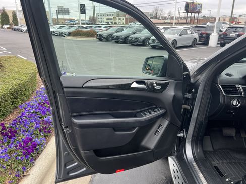 Used 2018 Mercedes-Benz GLS 450 4MATIC image 14