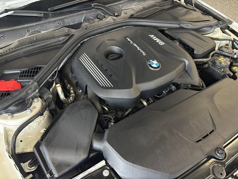 Used 2019 BMW 430i Coupe w/ M Sport Package RWD image 42