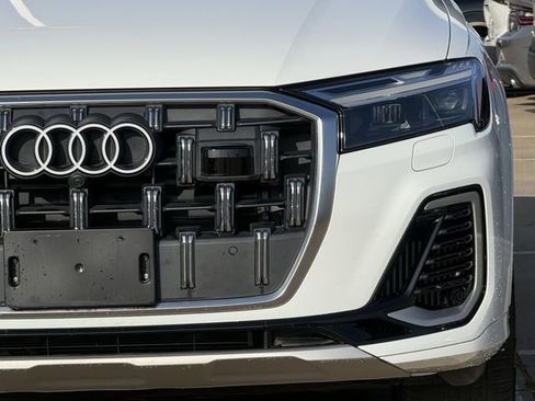Used 2025 Audi Q7 3.0T Premium Plus AWD/4WD image 8