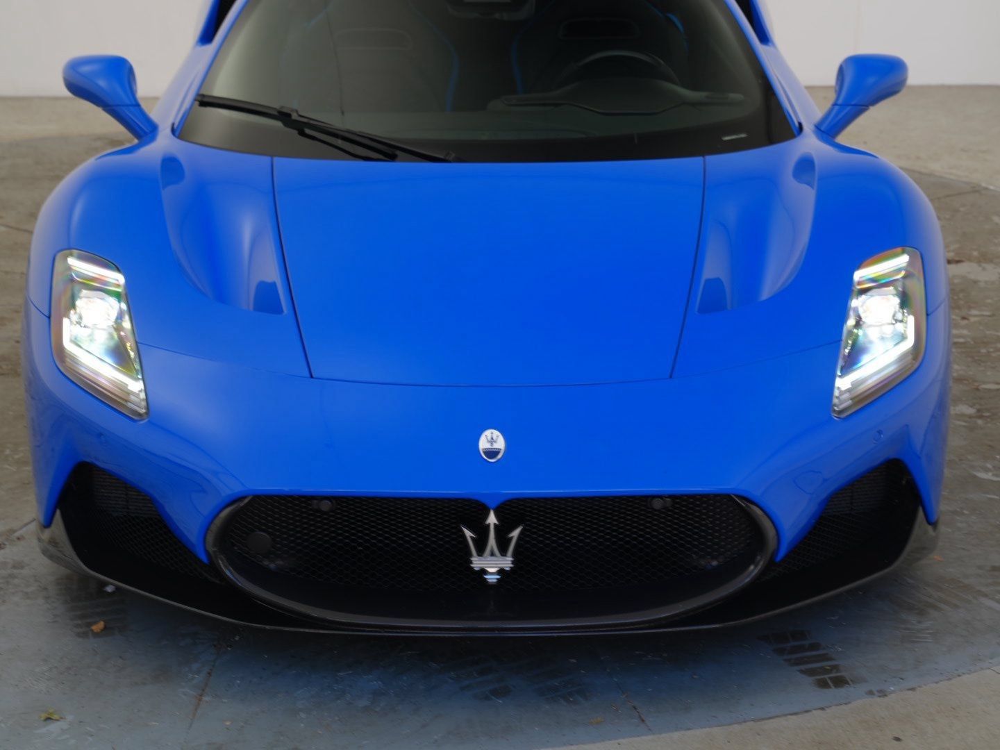 Used 2023 Maserati MC20 Coupe RWD image 41