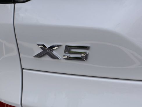 New 2026 BMW X5 xDrive40i w/ M Sport Package AWD/4WD image 9