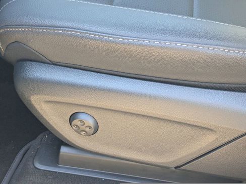 Certified 2026 Mercedes-Benz GLE 350 4MATIC image 7