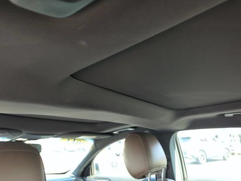Used 2013 Lincoln MKS FWD image 29