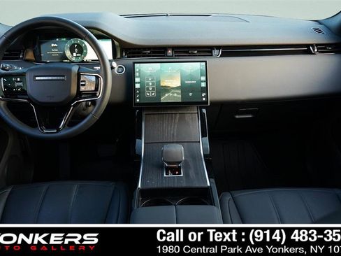 Used 2024 Land Rover Range Rover Evoque S image 31