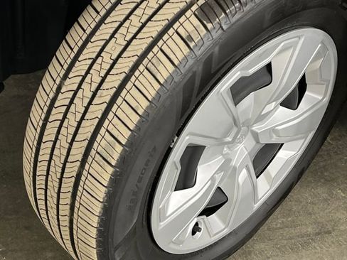 Used 2022 Subaru Forester image 38