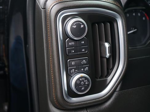 Used 2019 GMC Sierra 1500 AT4 w/ AT4 Premium Package AWD/4WD image 13