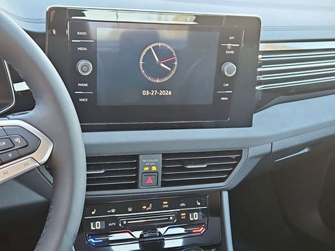 New 2026 Volkswagen Jetta SE FWD image 28