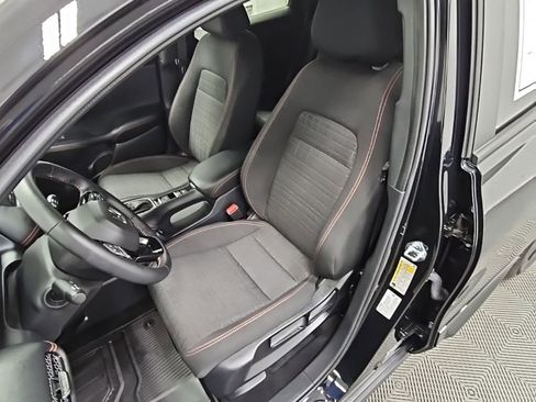 Used 2025 Honda HR-V Sport image 26