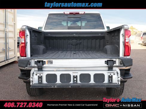 Used 2022 Chevrolet Silverado 3500 LTZ w/ LTZ Plus Package image 33