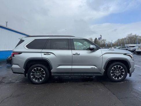 Used 2023 Toyota Sequoia Limited AWD/4WD image 1
