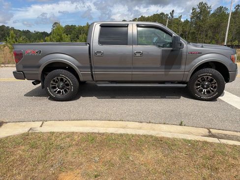 Used 2013 Ford F150 FX4 w/ FX Appearance Pkg AWD/4WD image 10