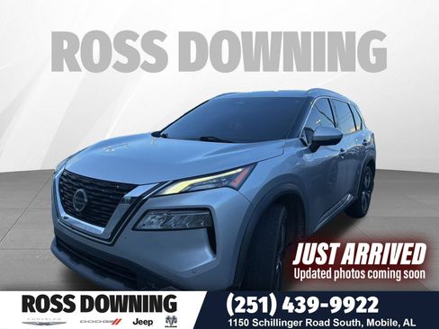 Used 2021 Nissan Rogue SL w/ Premium Package FWD image 1