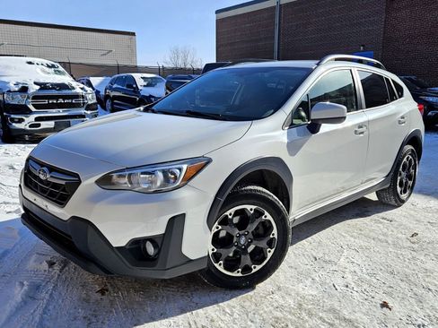 Used 2021 Subaru Crosstrek 2.0i Premium image 2