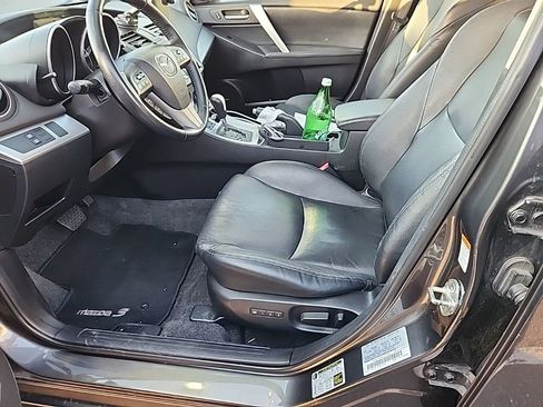 Used 2010 MAZDA MAZDA3 s Grand Touring image 9
