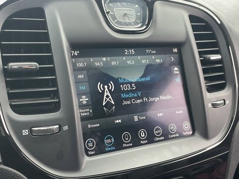 Used 2023 Chrysler 300 S image 8