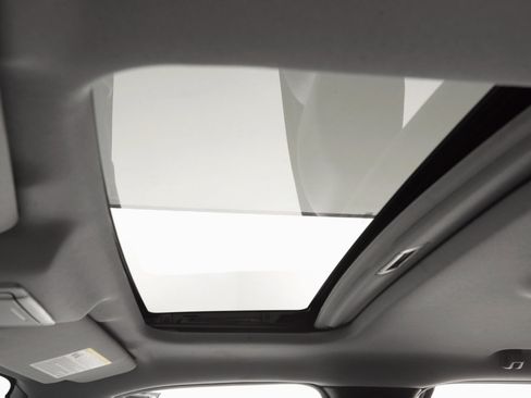 Used 2014 Ford F150 Lariat w/ Equipment Group 502A Luxury image 29