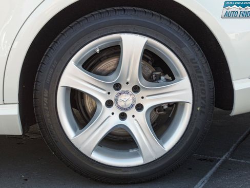 Used 2014 Mercedes-Benz E 350 4MATIC Sedan image 25