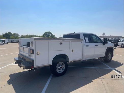Used 2023 GMC Sierra 2500 Pro w/ Convenience Package AWD/4WD image 2
