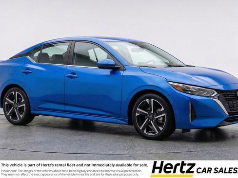 Used 2025 Nissan Sentra SV image 1