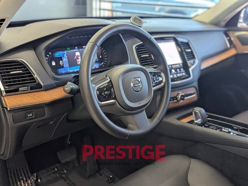 Used 2024 Volvo XC90 B6 Plus AWD/4WD image 13