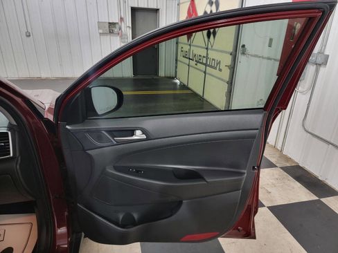 Used 2020 Hyundai Tucson Value FWD image 22