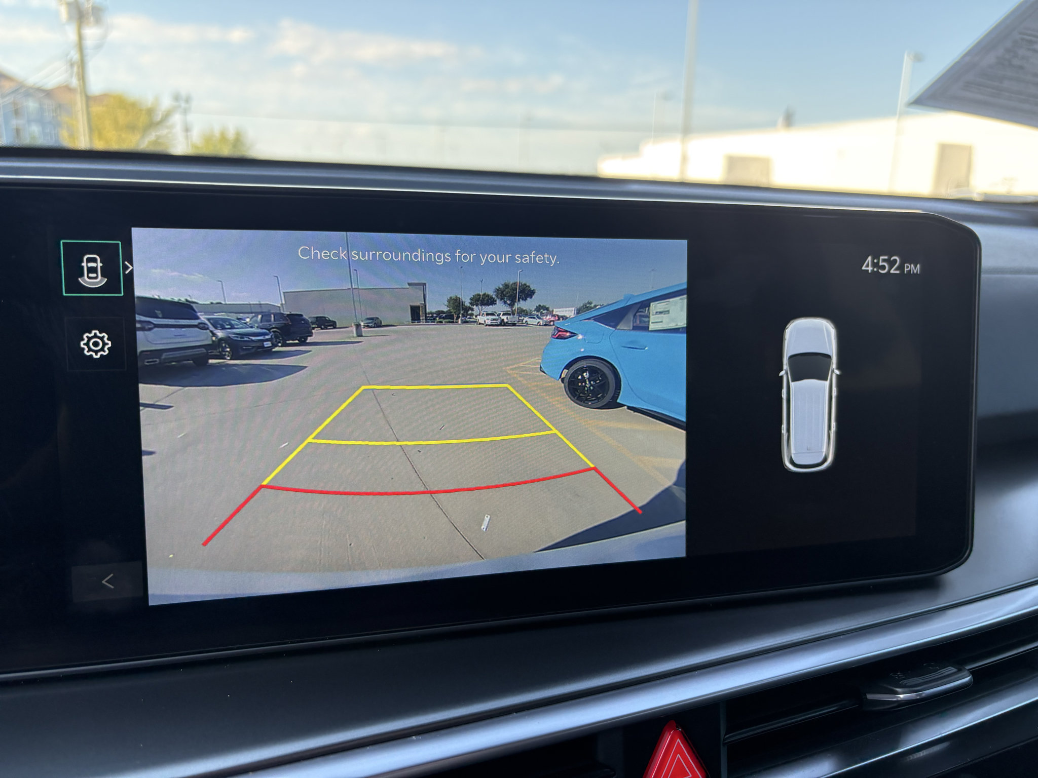 Used 2025 Kia Sorento EX w/ EX Panoramic Sunroof Package FWD image 17