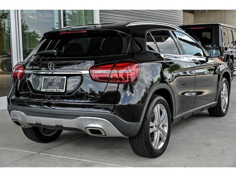 Used 2020 Mercedes-Benz GLA 250 4MATIC image 8