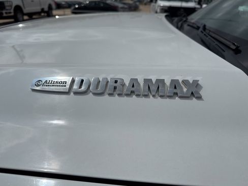 Used 2018 Chevrolet Silverado 3500 High Country w/ Duramax Plus Package image 13