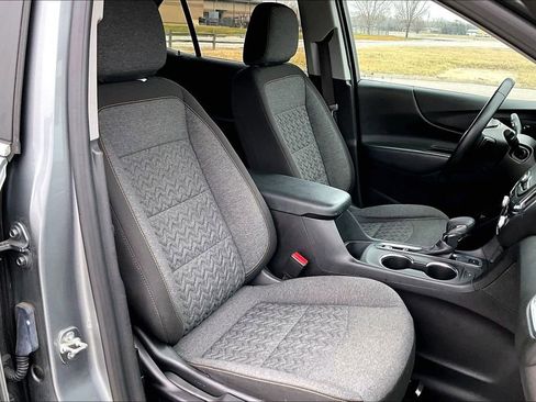 Used 2024 Chevrolet Equinox LT image 7