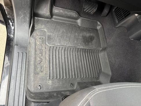 Used 2023 Nissan Titan SV w/ Accessory Utility Package image 21