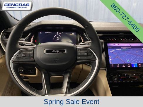 Certified 2025 Jeep Grand Cherokee Limited w/ Luxury Tech Group II AWD/4WD image 20