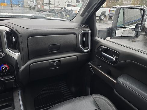 Certified 2022 Chevrolet Silverado 3500 LTZ w/ LTZ Convenience Package image 22