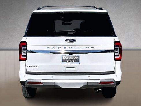 Certified 2024 Ford Expedition Limited image 4