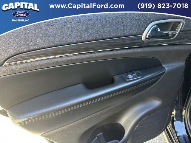 Used 2019 Jeep Grand Cherokee Limited X AWD/4WD image 17