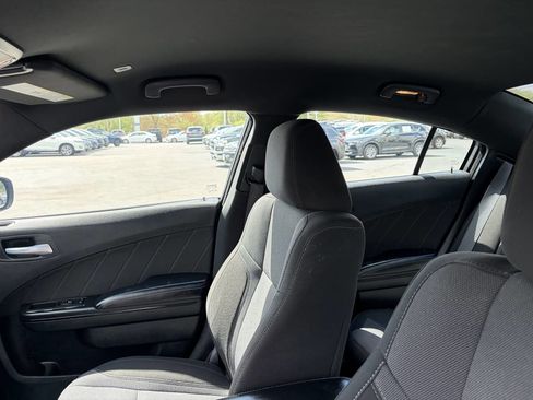 Used 2021 Dodge Charger SXT w/ Blacktop Package RWD image 11