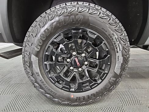 New 2026 GMC Canyon Elevation w/ Convenience Package image 48