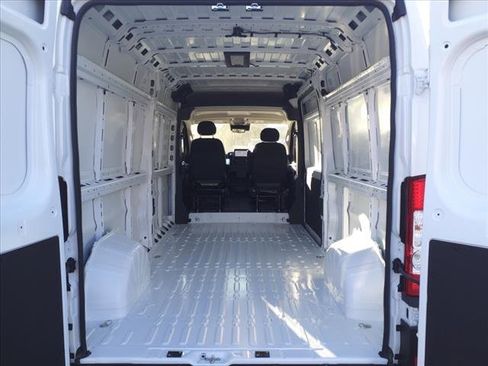 New 2024 RAM ProMaster 2500 w/ Quick Order Package 22H SLT+ image 10