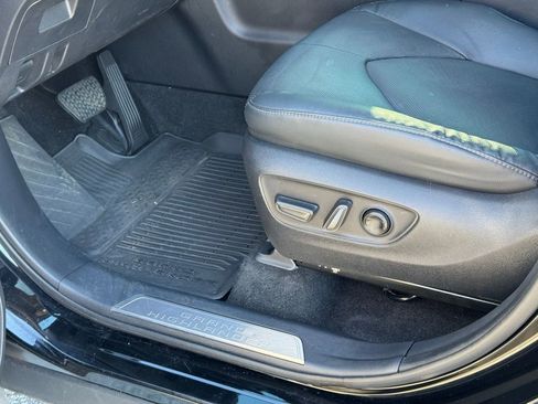 Used 2024 Toyota Grand Highlander Platinum image 25