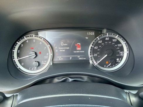 Used 2023 Toyota Highlander L FWD image 28