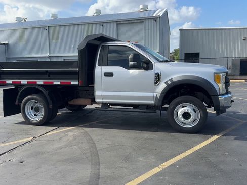 Used 2017 Ford F450 XL w/ Power Equipment Group RWD image 4