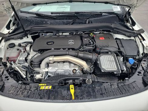 New 2025 Mercedes-Benz GLA 250 image 11