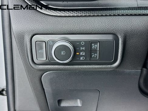 Used 2022 Ford Explorer ST-Line AWD/4WD image 13