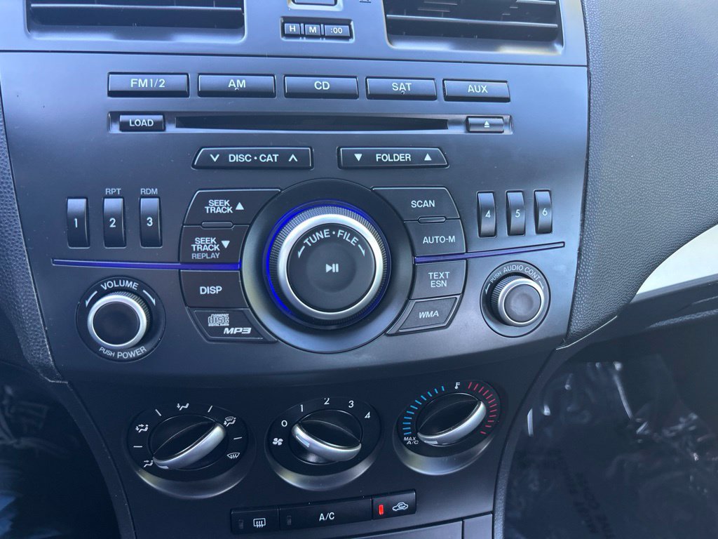 Used 2012 MAZDA MAZDA3 i Touring FWD image 14